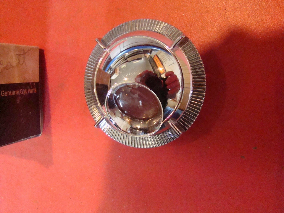 NOS GM 79 80 81 82 83 84 85 86 87 88 89 92 CADILLAC OLDS BUICK LÁMPARA DE LECTURA LENTE Foto 3 de 4