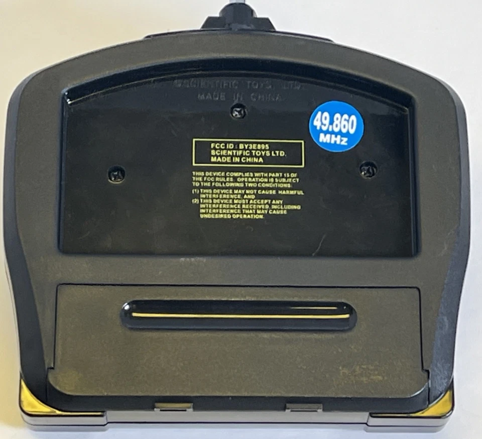 New Bright 9.6V 1997 Ford Pick-up Monster Truck Untested RC Remote Control - Image 4 of 4