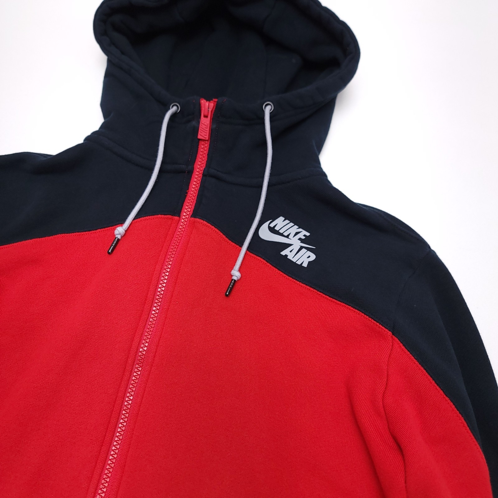 SACAI X NIKE Giacca con cappuccio nera zip vintage Nike Air Red Tag uomo taglia large Y2K LEGGI