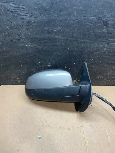 2007-2013 Chevrolet Tahoe Silverado Suburban Right Turn Signal Mirror T0176 DG