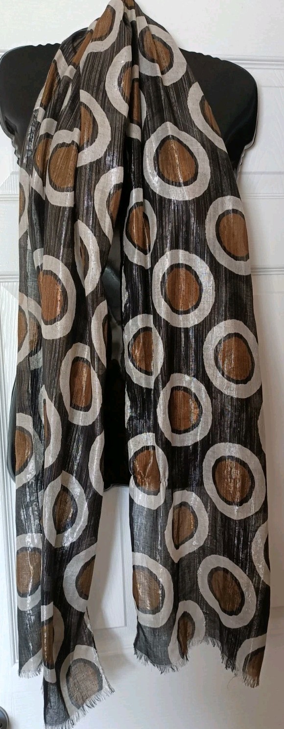 Echo Oblong Scarf 80x20 in Metallic Black Silver Gold with Circle Pattern