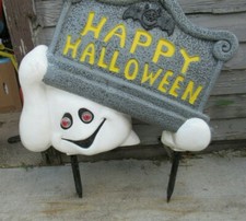 Plastic "Happy Halloween" yard sign Ghost with flashing eyes NICE WORKS