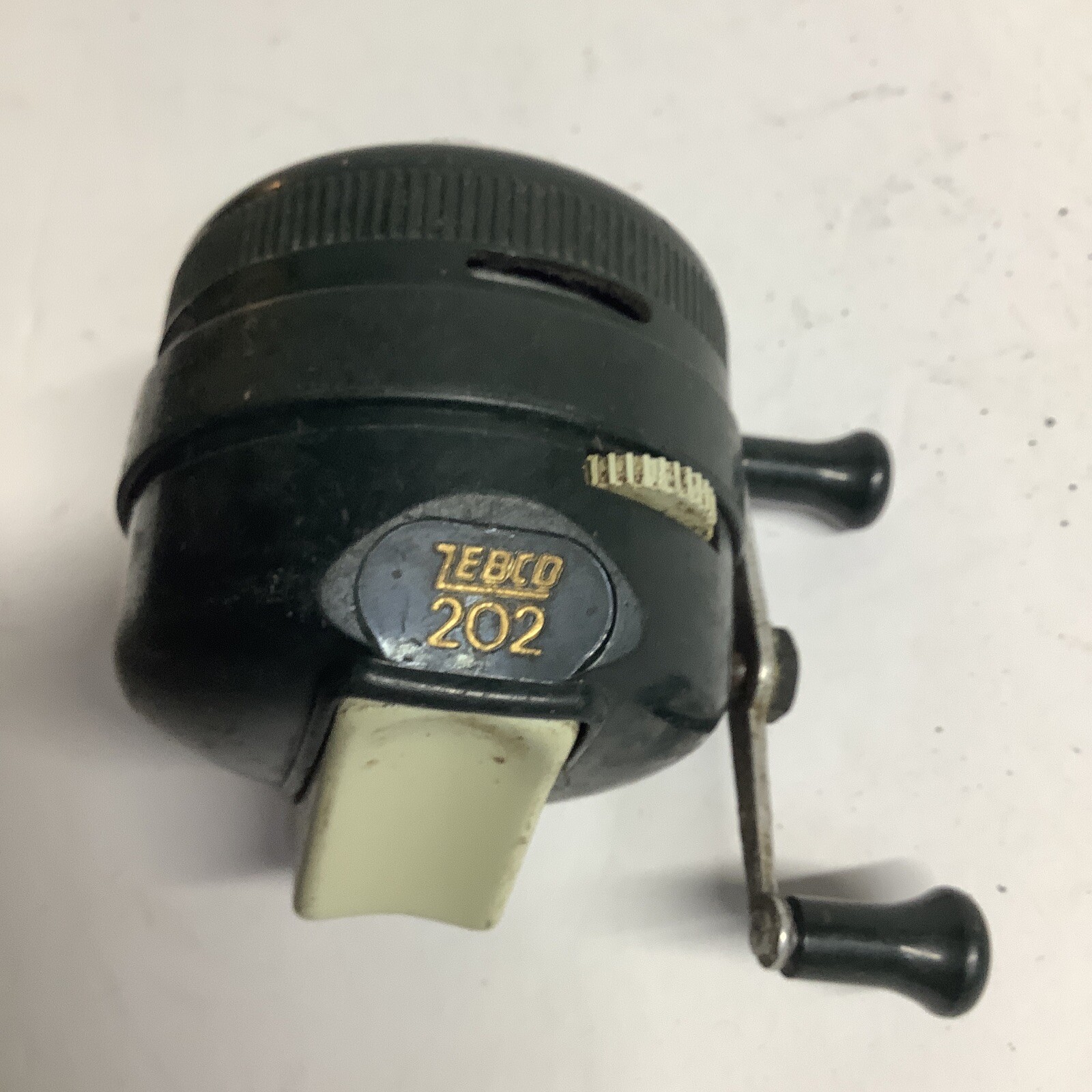 VINTAGE ZEBCO 202 FISHING REEL WITH METAL FOOT & ZEBCO Pole 4030 5 Foot