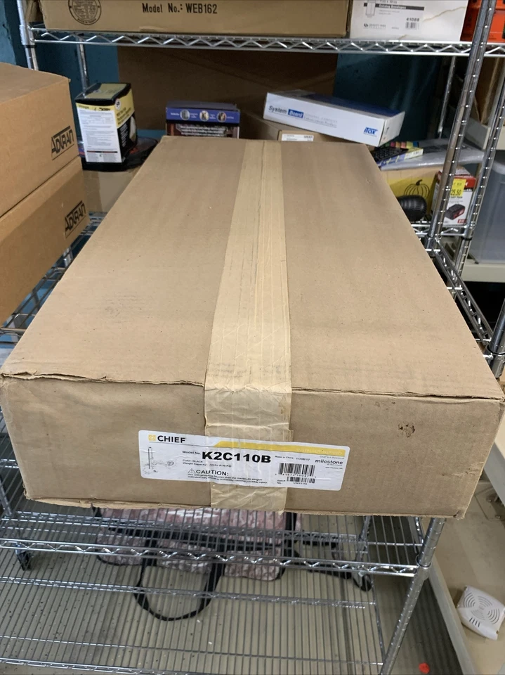 Chief Kontour K1C Dynamic Column Mount for 1 Monitor K2C110B (Black) - Image 2 of 2