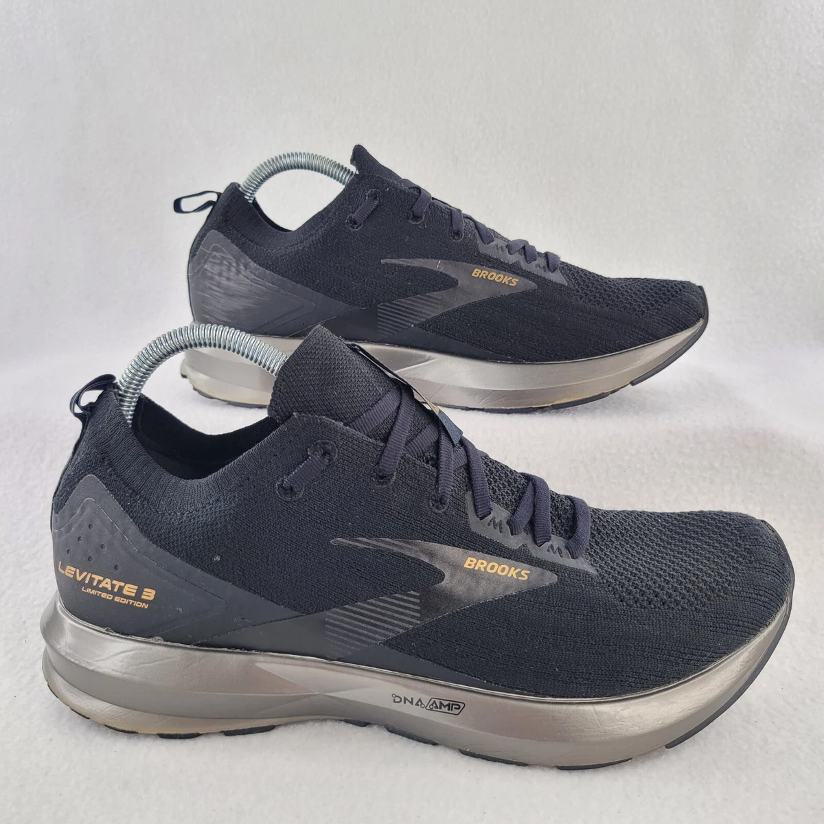 Brooks black shop trainers