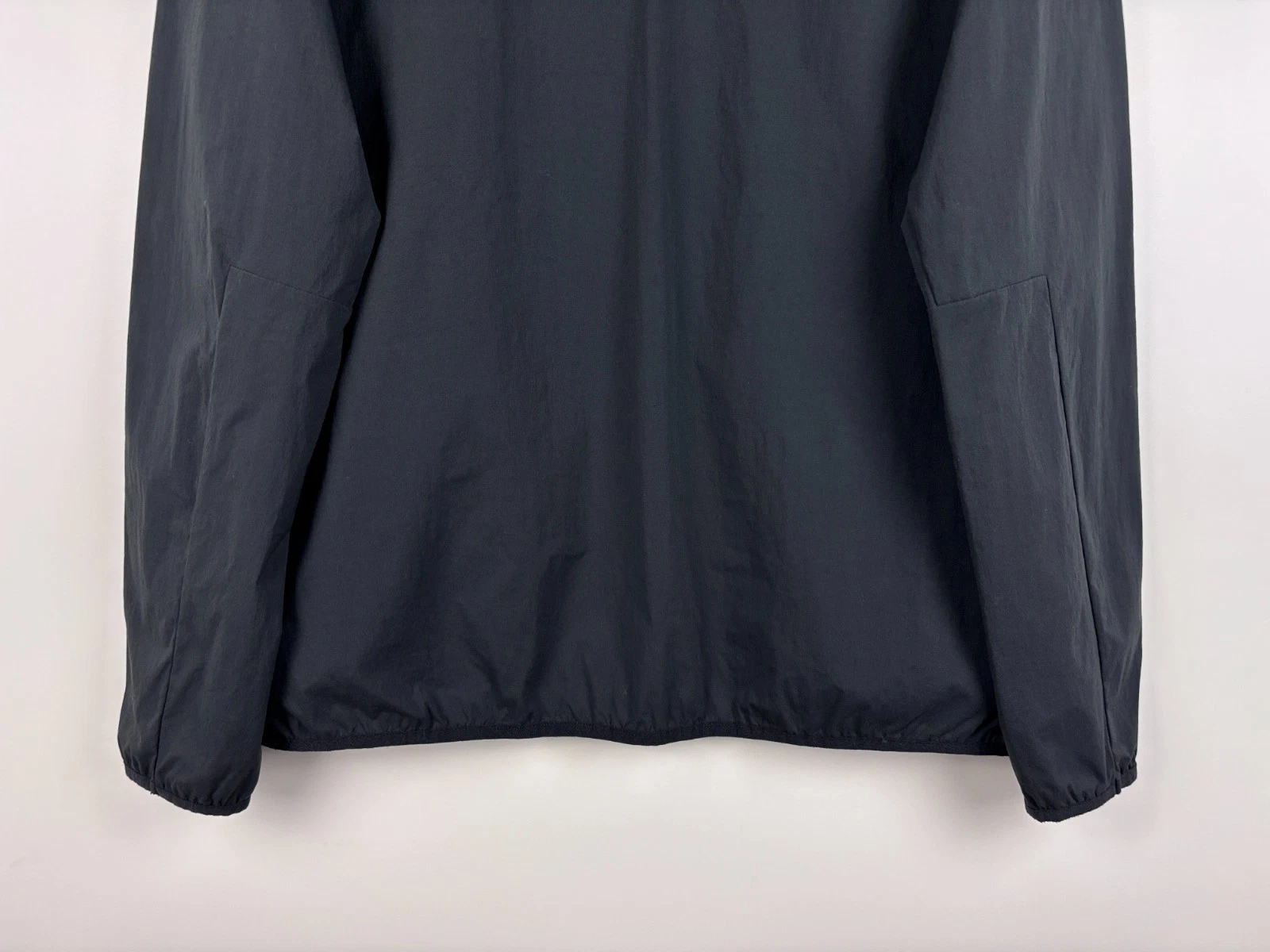 Mens Berghaus Hooded Jacket Windbreaker Outdoor Hiking Black Size L - product detail image 6
