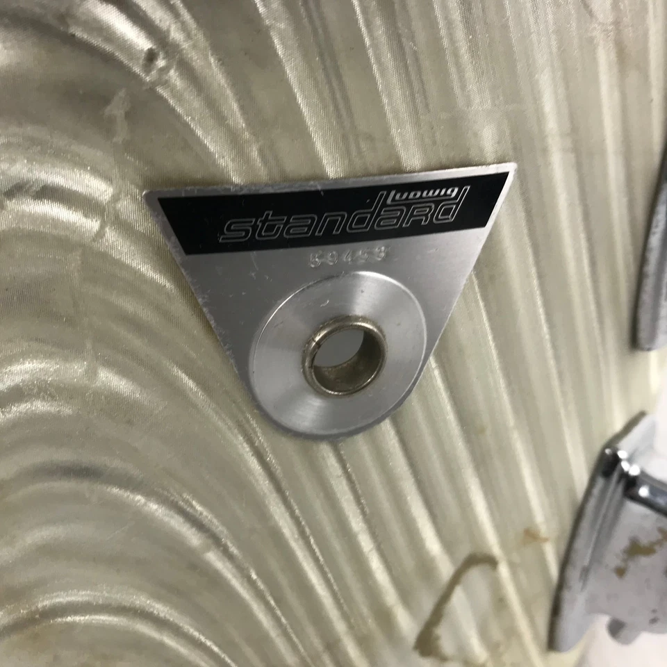 c. 1970s Vintage Ludwig Standard Rack Tom Drum w/ Mount Arm - 12" x 8" - Image 2 of 4