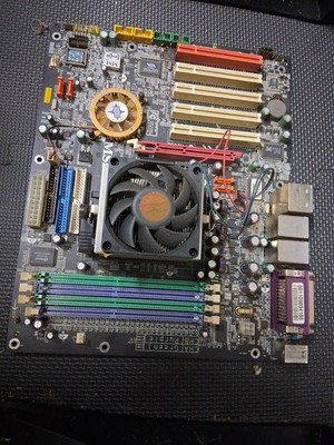 MSI MS-7025 Socket 939 Nvidia nForce3 Ultra Chipset AMD athlon support ATX