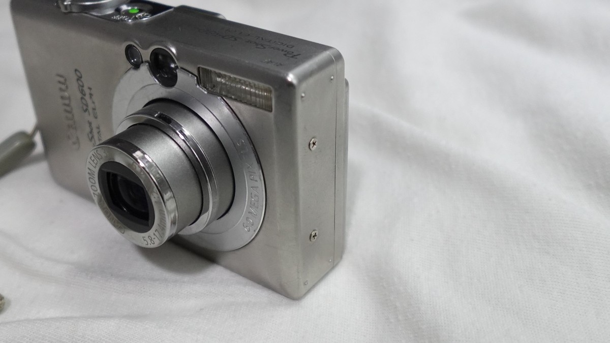 Canon カメラ IXY DIGITAL 600（PC1114） 【公式通販】