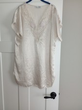 Vintage Val Mode Nightgown Medium