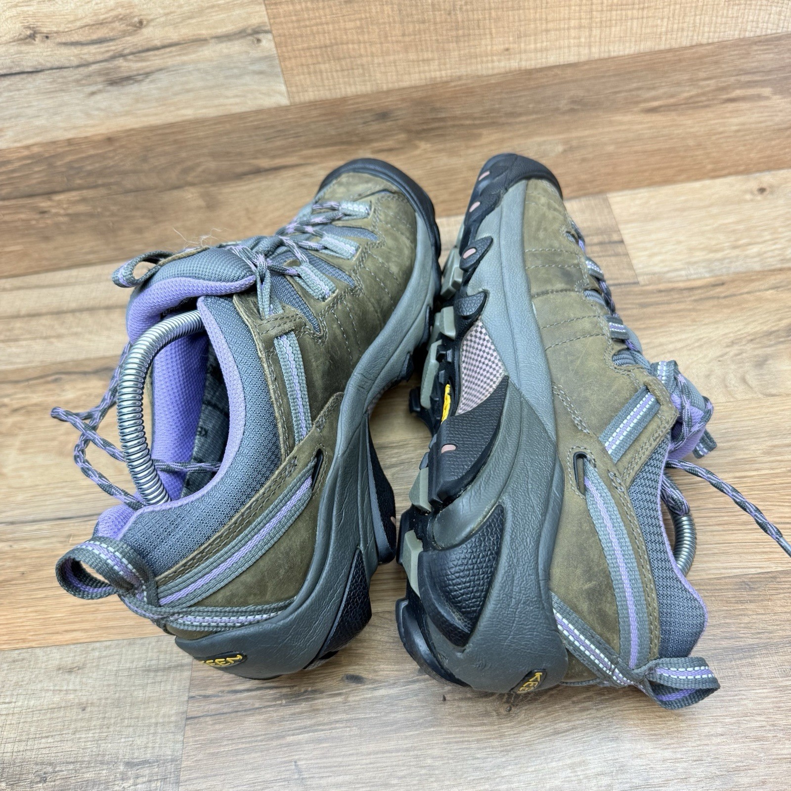 Scarpe da trekking basse Keen Targhee II da donna taglia 10 viola pelle marrone