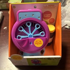 Sun Squad Light Up Party Bubble Maker