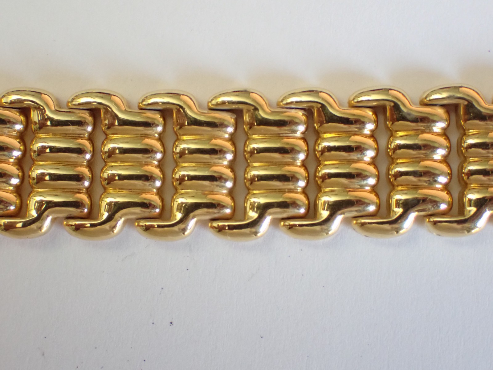 CC Quartz Crystals Rectangular Women's Wristwatch - image 2