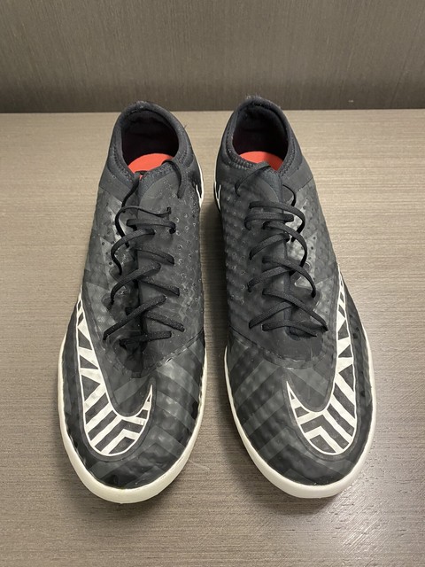 white soccer turf shoes