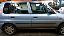 Porte avant et accessoires Mazda DEMIO