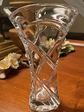 Marquis by Waterford Crystal - TRILLIUM Vase - 7"