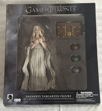 Daenerys Targaryen Figure Game of Thrones Dark Horse HBO Emilia Clarke