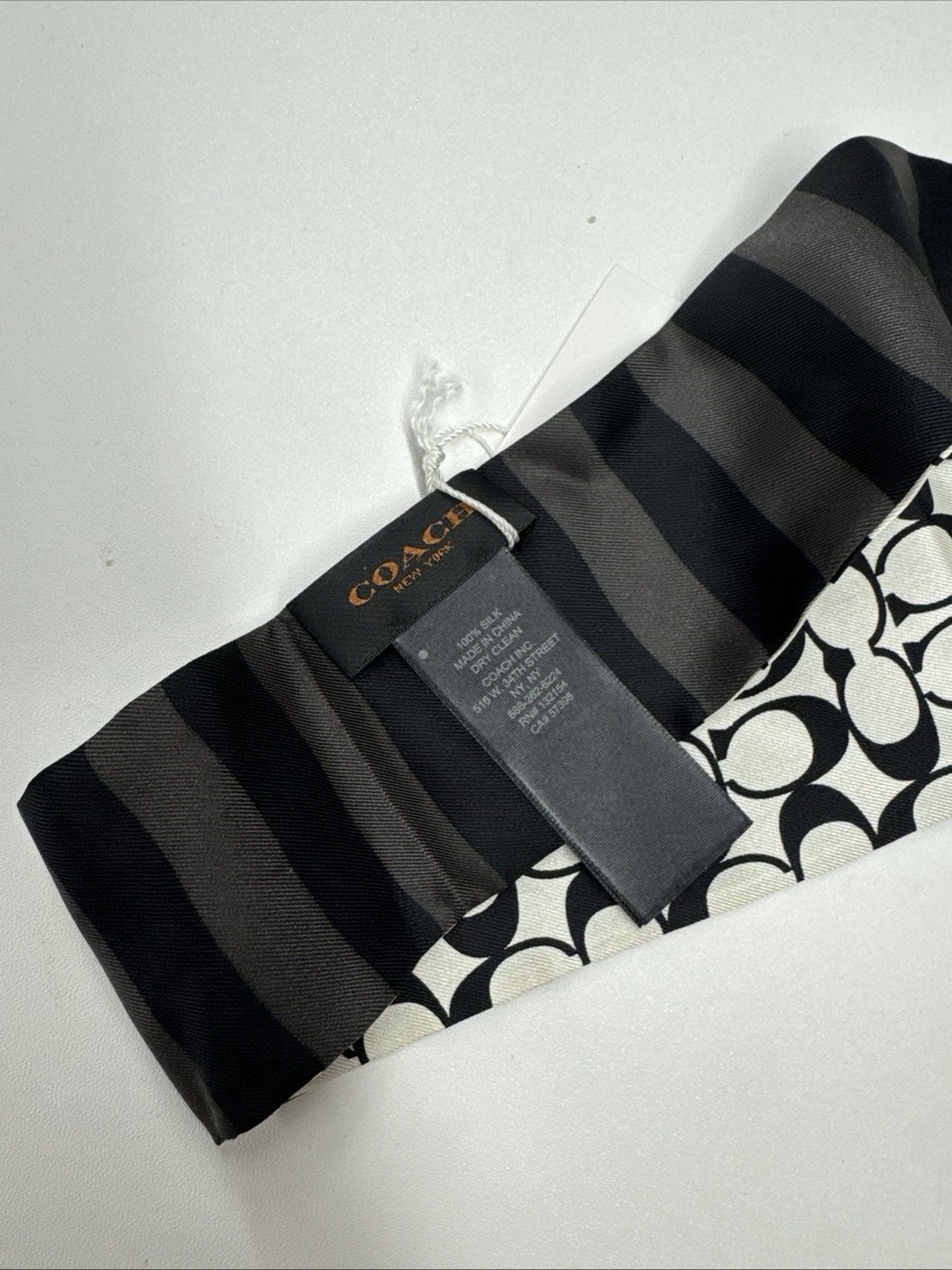 COACH Signature Logo C Scarf Wrap Black & White Silk  display picture 2
