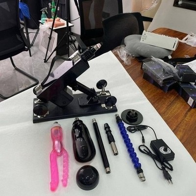 Sex Maschine Automatische mit Vibrator Dildo 3XLR Aufsätze Zubehör  Sexspielzeug