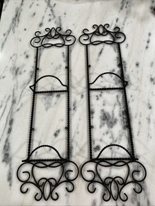 Two Southern Living Harrison Vertical Plate Rack 40499 Black Metal Wall Mounted