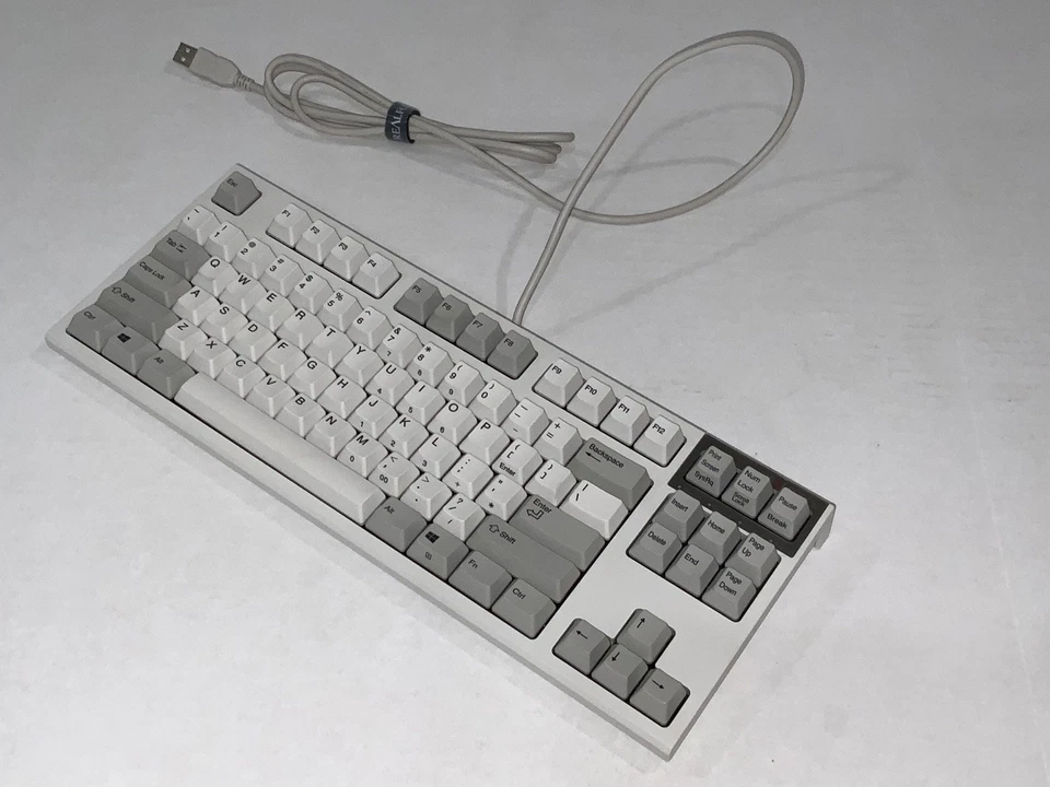 TOPRE CORPORATION REALFORCE R2TL-USV-IV AHBZ02 US layout Mechanical 87 keys - Image 2 of 4