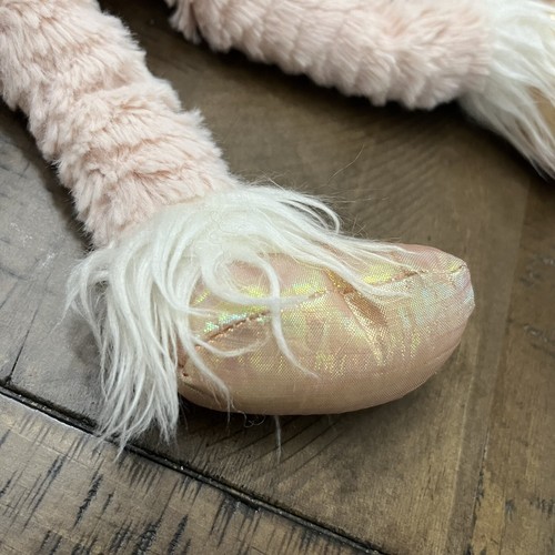 Jellycat London Delicado Conejito Peluche Rosa Conejo de Peluche 15 pulgadas Pies Iridiscentes - Imagen 4 de 5