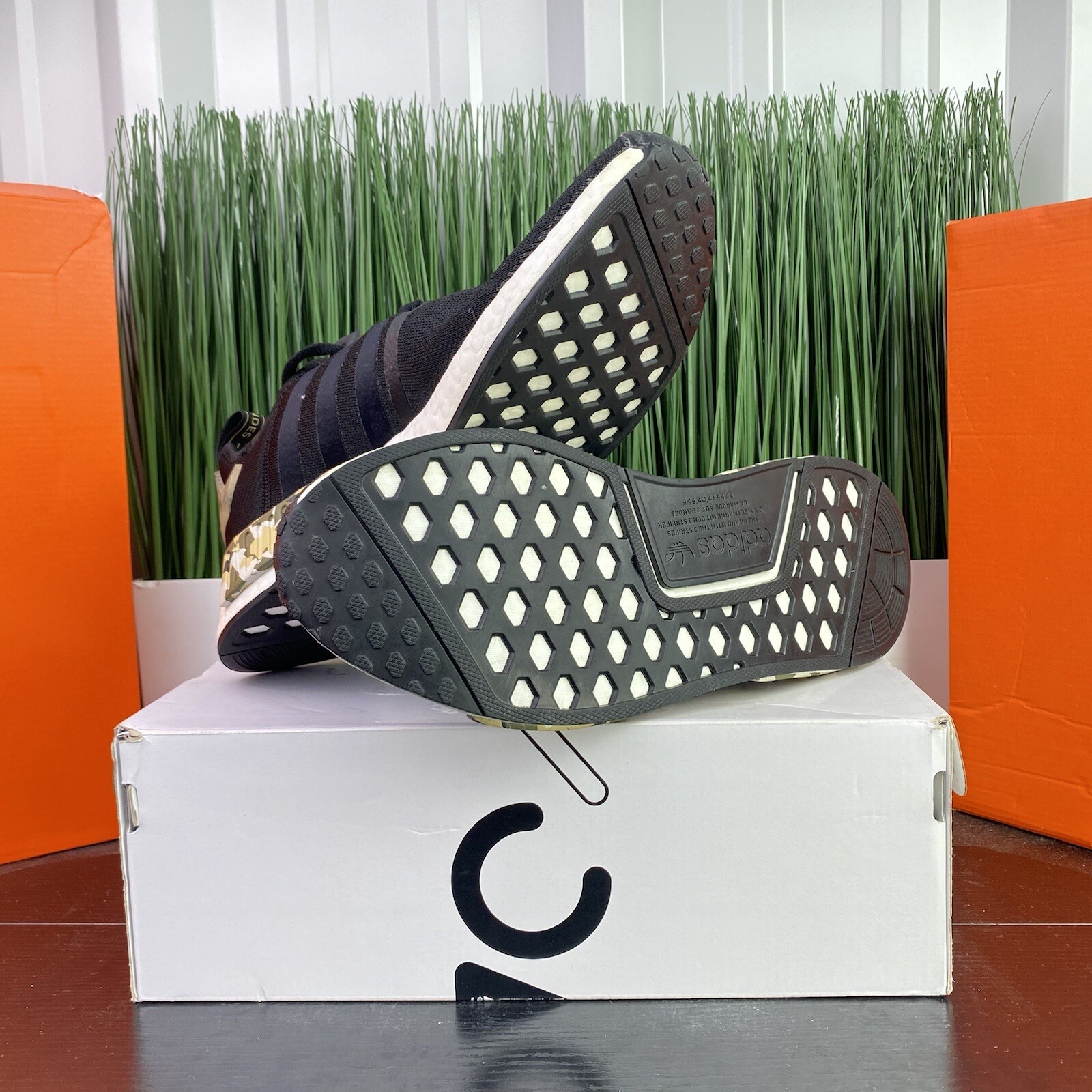 RARE Adidas NMD R1 NBY Mens Running Shoes Black Camo FW6417 Size 12 thumbnail 9