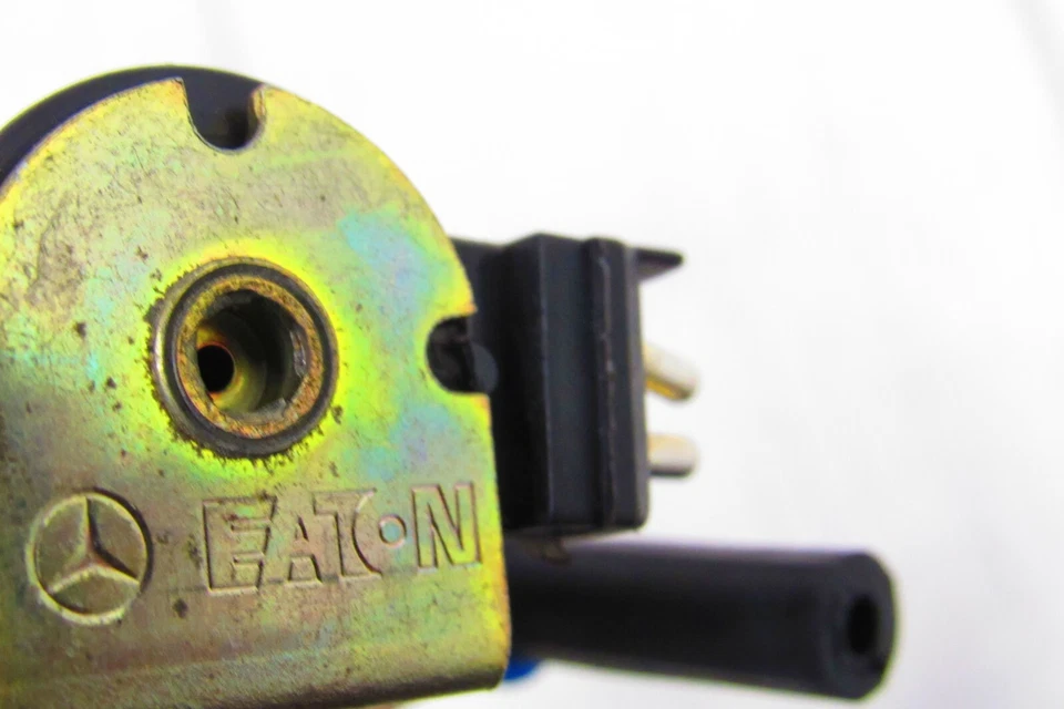 94-99 W140 梅赛德斯-宾士 S600 S500 伊顿暖通空调混合门 ACUATOR 真空加热器 — 第 4/4 张图片