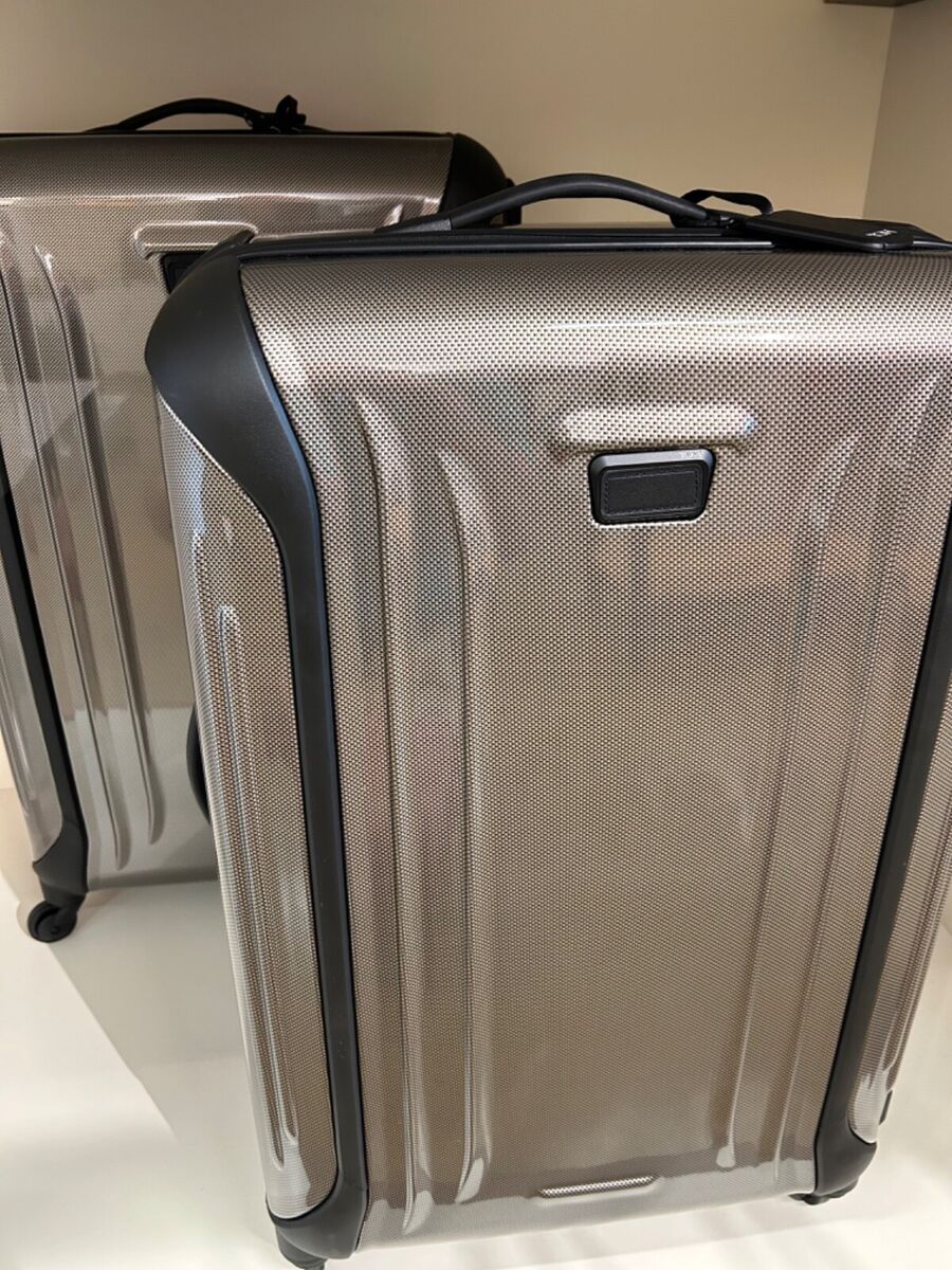 Tumi Vapor Large Extended Trip Packing Case Hard Shell Tumi Vapor Large Extended Trip Packing Case Hard Shell