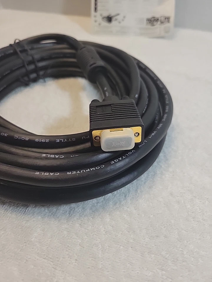 Tripp Lite P500-025 SVGA Monitor Extension Gold HD15 Cable 25' 7.6m - Image 4 of 4