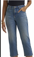 Lee Women  s Blue Medium Wash Denim Capri Jeans Regular Fit 5-Pocket Button