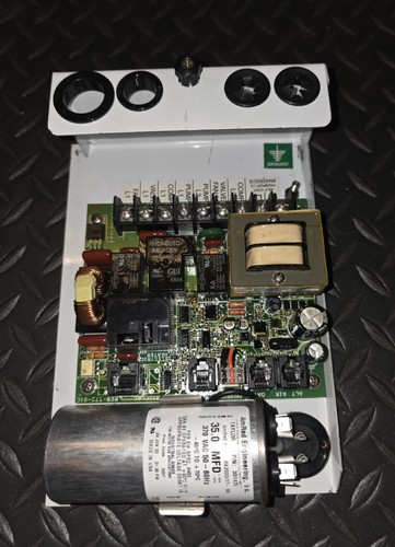 Dometic Marine Air VCD self contained pcb board with caps & base mount OEM used