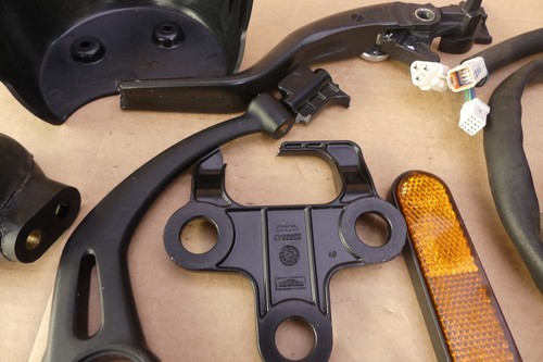 TRIUMPH BOBBER BLACK ASSORTED PARTS - Picture 4 of 10