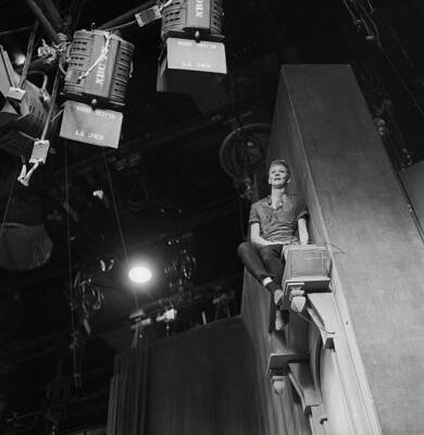 Mary Martin perches comfortably high up some stage scenery wh- 1955 Old Photo