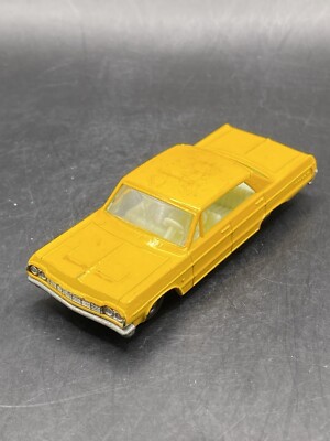 Matchbox Lesney #20 Chevrolet Taxi Taxicab Yellow Vintage