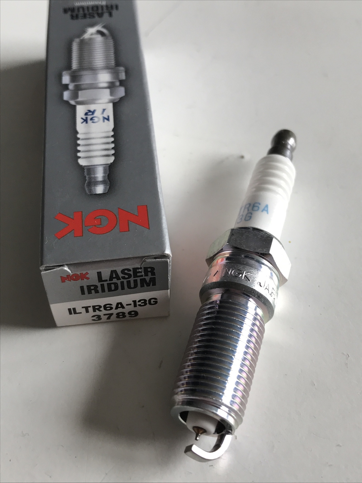 NGK ILTR6A-13G ( 3789 ) X1 IRIDIUM SPARKPLUG