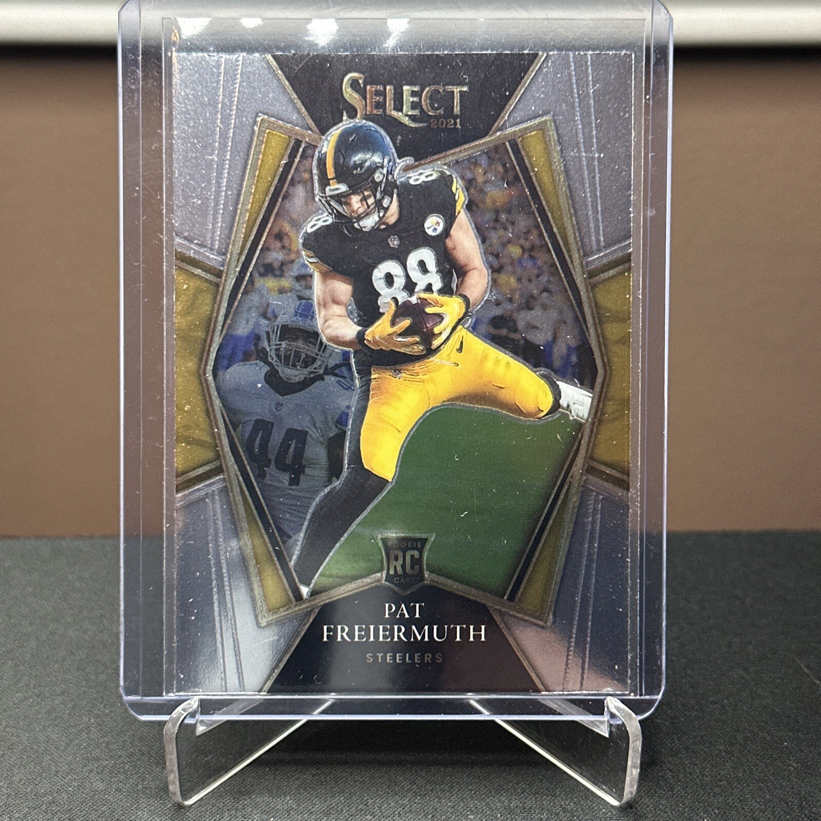 2021 Select: Pat Freiermuth Rookie Card No. 159