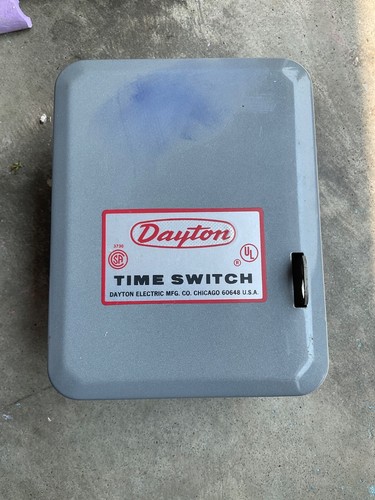 Dayton 24 Hour Dial Time Switch 2E022B