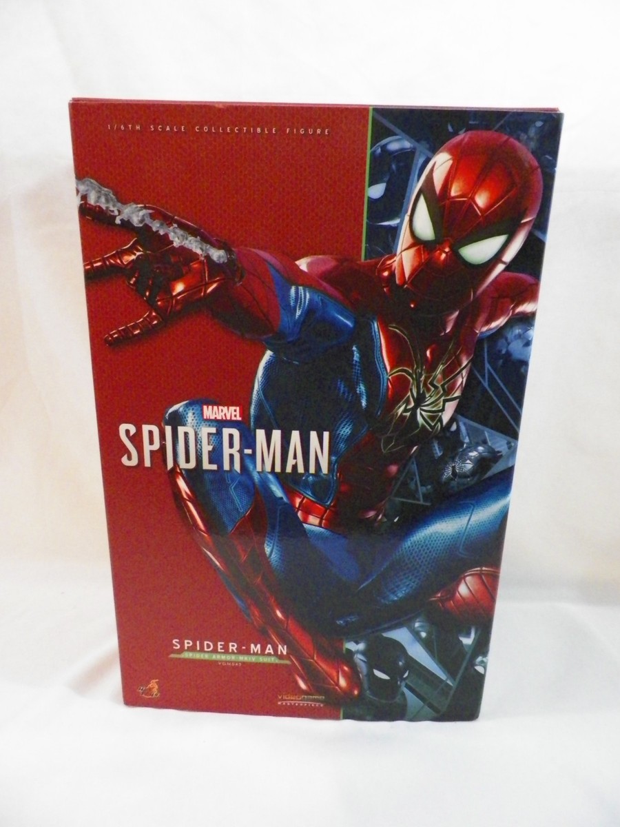 Hot Toys Limited Marvel Spider-Man Armor MK IV Suit Action Figure