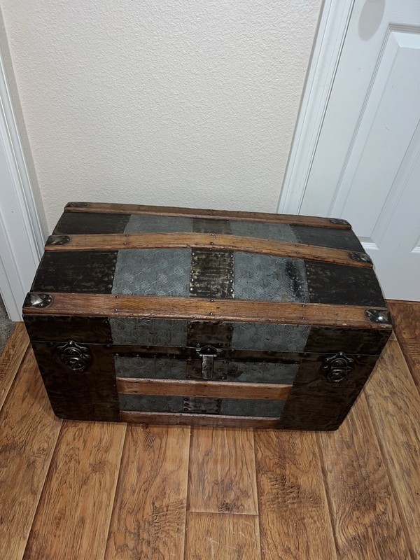 Antique Hump Back Trunk
