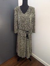 Connected Apparel Leaf Print Dress W/ Lettuce Hem & Tie Belt - Black/Gold - 16