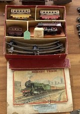 Hornby Railway Clockwork Locomotive And Carriages