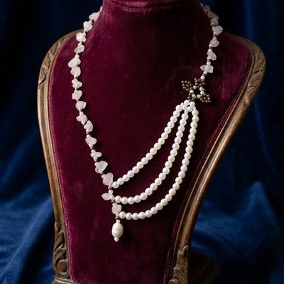 VINTAGE STYLE VINTAGE STYLE PINK QUARTZ STONES HANDMADE MAJORCA PEARL NECKLACE 