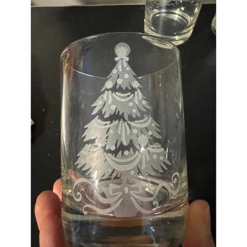 Neiman Marcus 8 Etched Christmas Tree Whiskey Glasses EUC