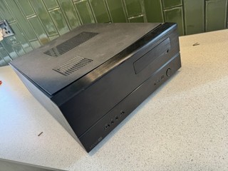 SilverStone Grandia Series GD05 SilverStone HTPC telaio nero con ventole in scatola