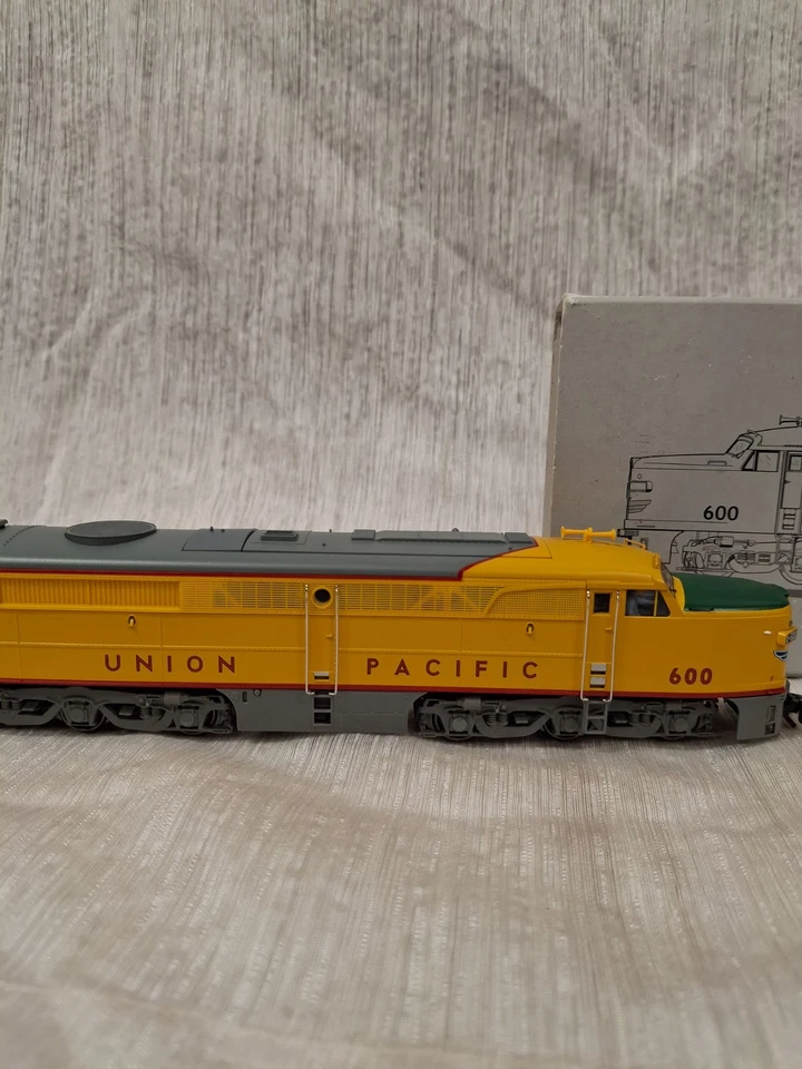 Marklin H0 37610 Union Pacific Diesel Locomotive w/sound effects - LNIB Era III - Image 4 of 4