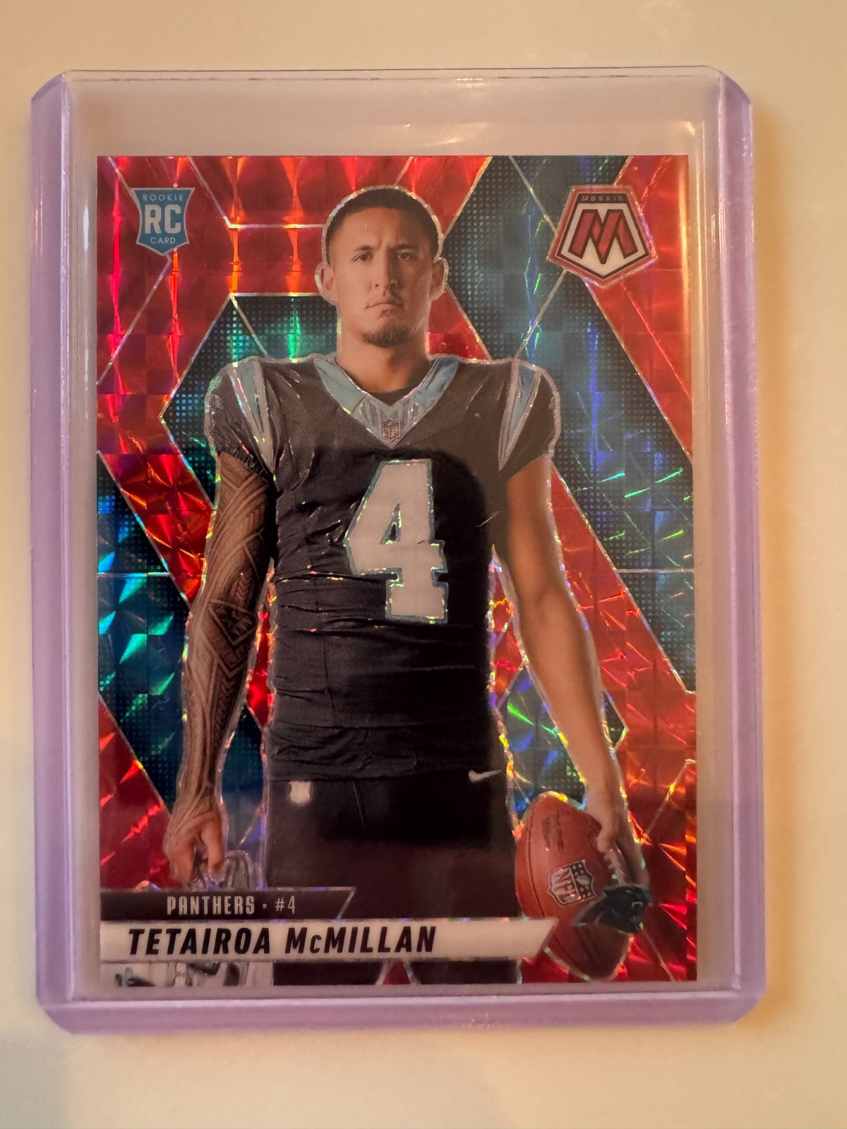 2025 Panini Mosaic - Tetairoa McMillan Red Mosaic Prizm Team Color Match - #274
