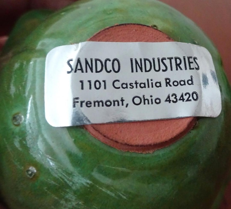 SHAKERS CERAMIC FREMONT SAUERKRAUT FESTIVAL CABBAGES*6*FB eBay