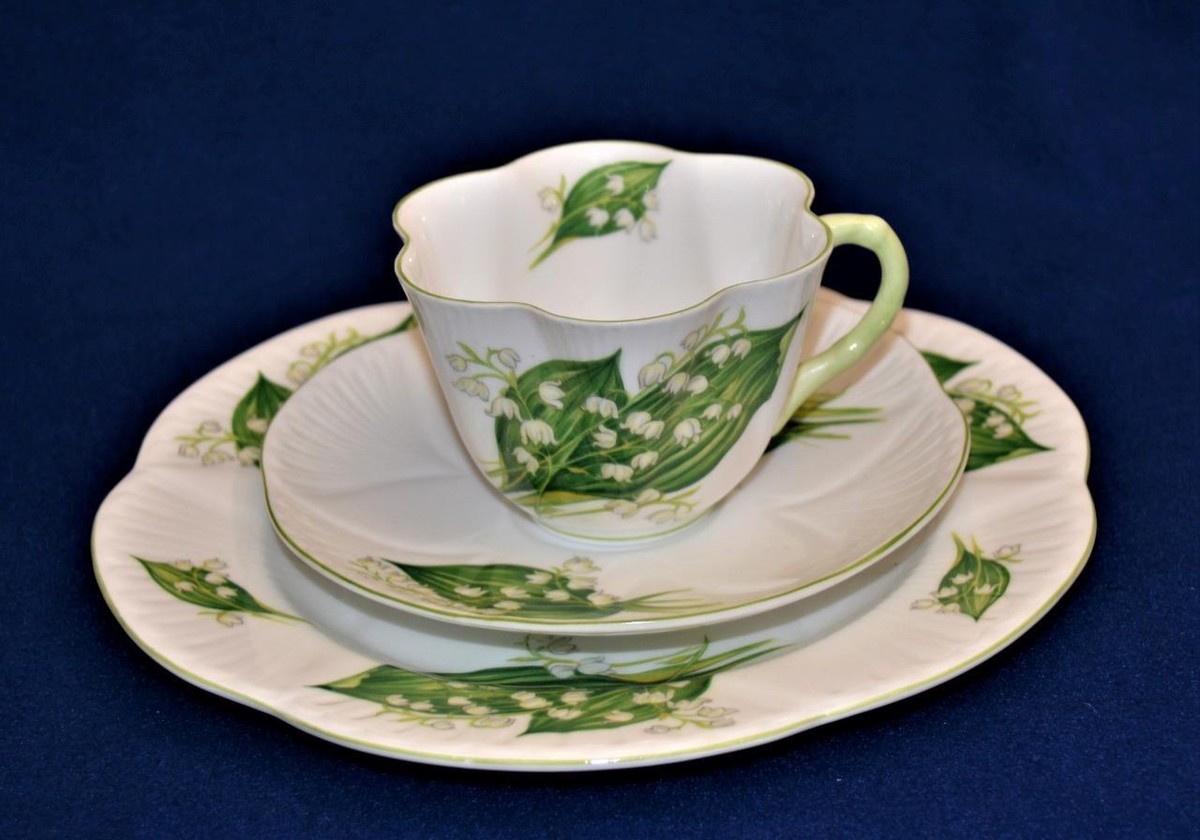 Vintage SHELLEY England LILY of VALLEY Pattern #13822 Trio Set Cup