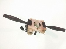 Commodo Nissan PRAIRIE
